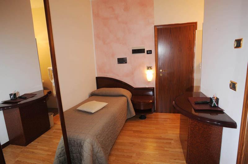Drake Hotel Maranello Luaran gambar