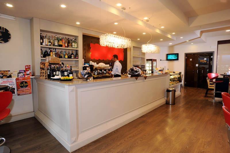 Drake Hotel Maranello Luaran gambar