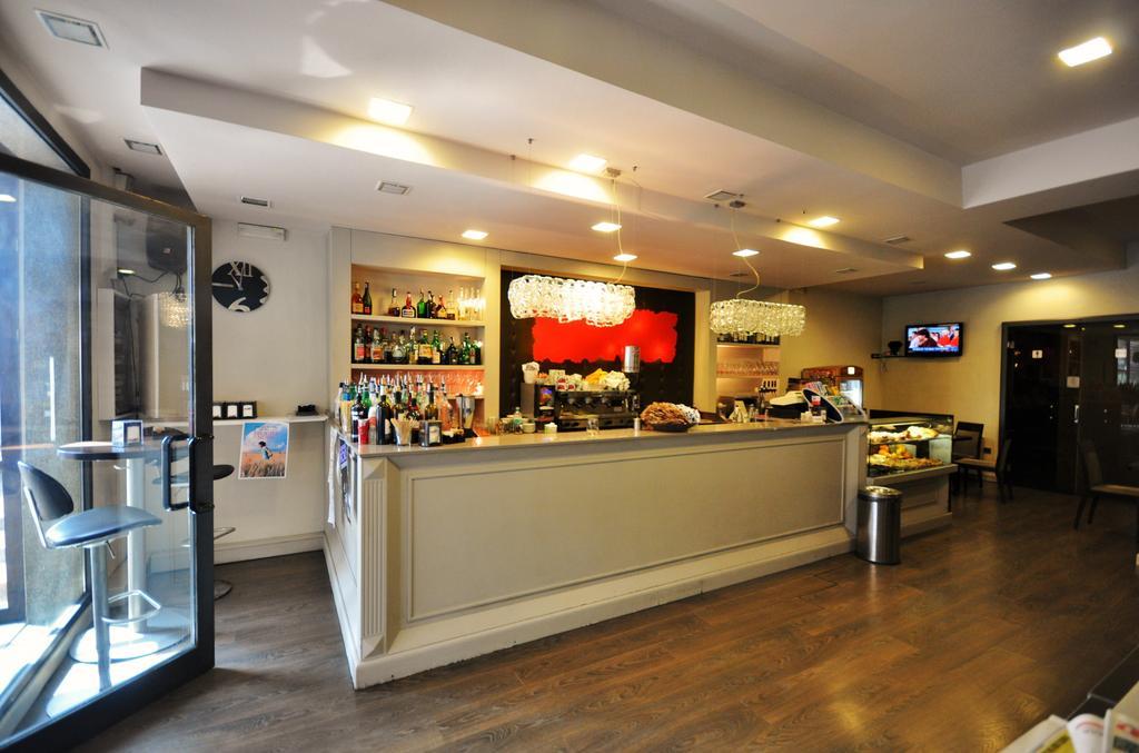 Drake Hotel Maranello Luaran gambar